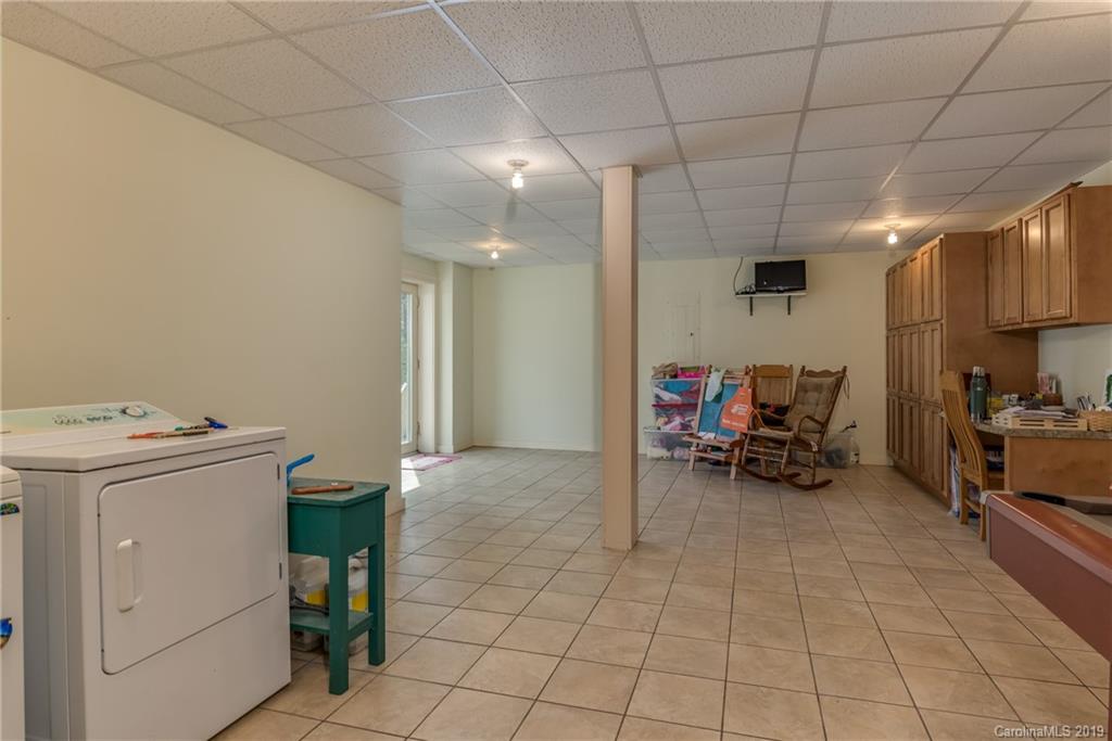 333 Bothwell Road Hendersonville, NC 28792 - Photo 18 of 34 Gallery Image 18