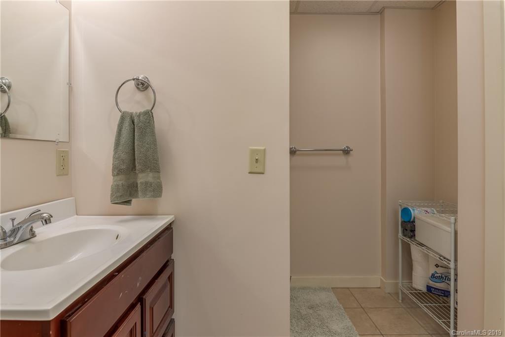 333 Bothwell Road Hendersonville, NC 28792 - Photo 20 of 34 Gallery Image 20