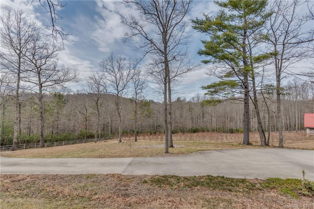 333 Bothwell Road Hendersonville, NC 28792 - Photo 32 of 34 Gallery Image 32