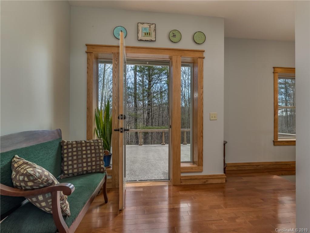 333 Bothwell Road Hendersonville, NC 28792 - Photo 9 of 34 Gallery Image 9