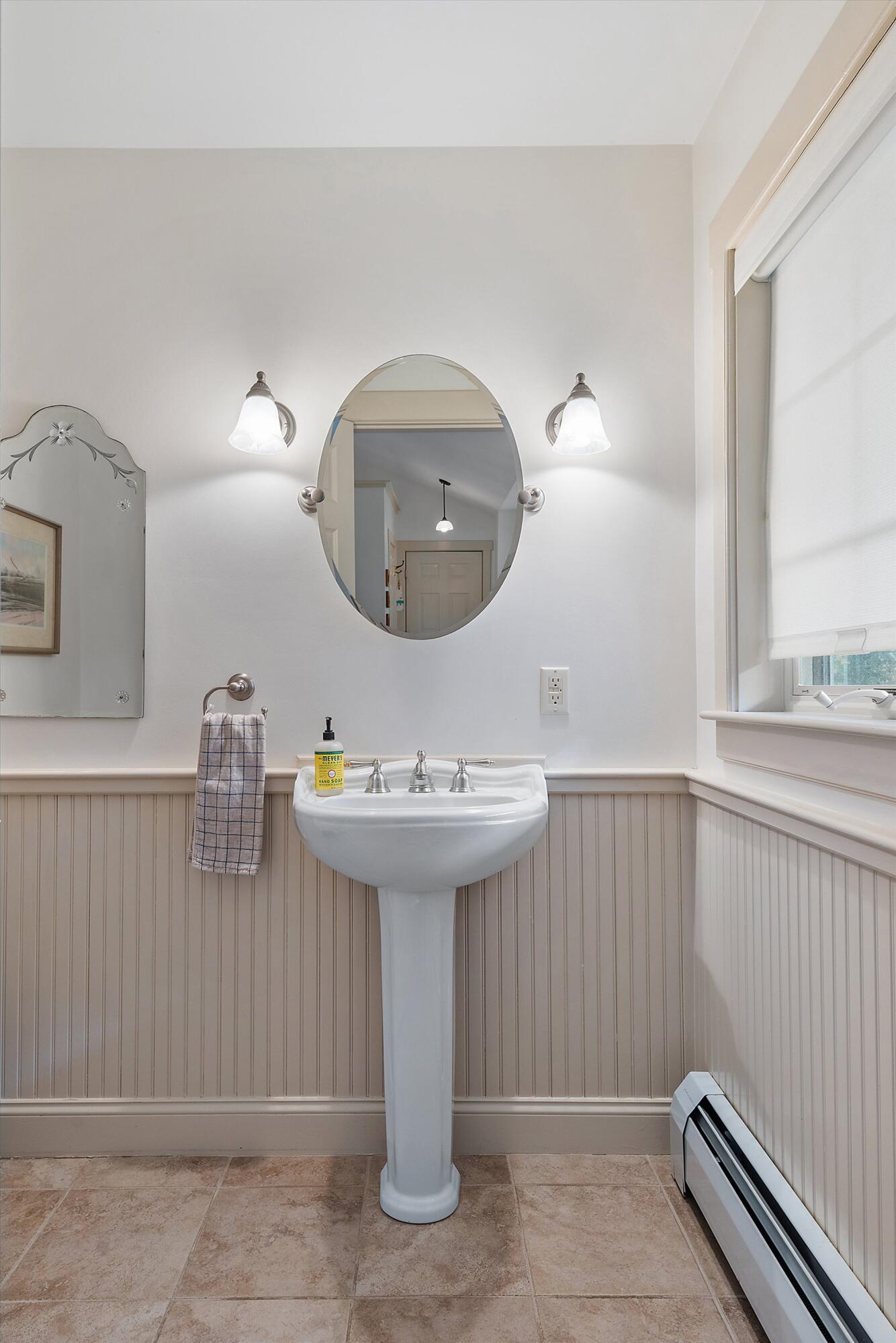88 Woods Road Belfast, ME 04915 - Photo 36 of 66 Half bath