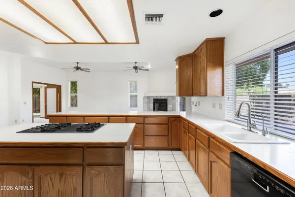 $649,900 | 15852 North 50th Drive, Glendale, AZ 85306