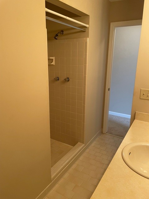 758 Kent Road Nashville, TN 37214 - Photo 15 of 21 a bathroom with a tub and shower