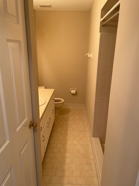 758 Kent Road Nashville, TN 37214 - Photo 17 of 21 a view of a bathroom