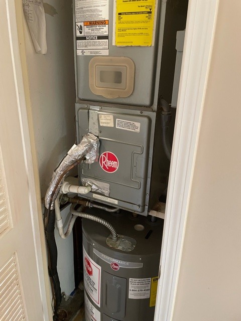 758 Kent Road Nashville, TN 37214 - Photo 20 of 21 a utility room with dryer and washer