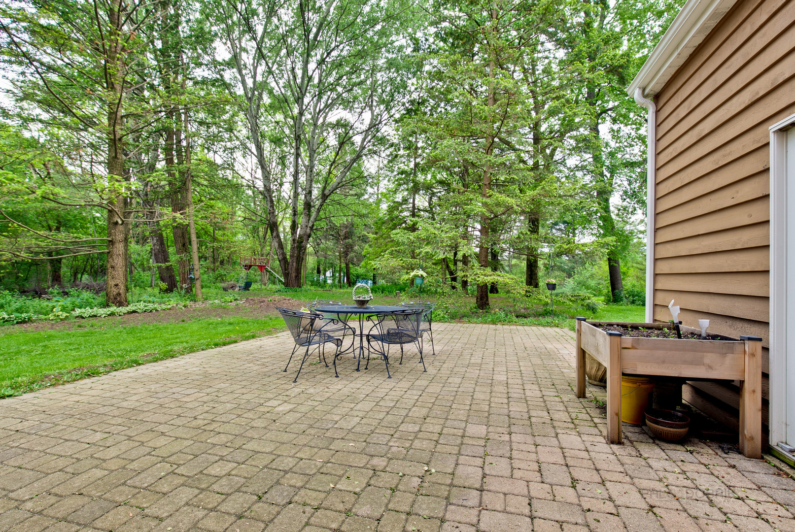 320 Roberts Road Inverness, IL 60067 - Photo 24 of 28