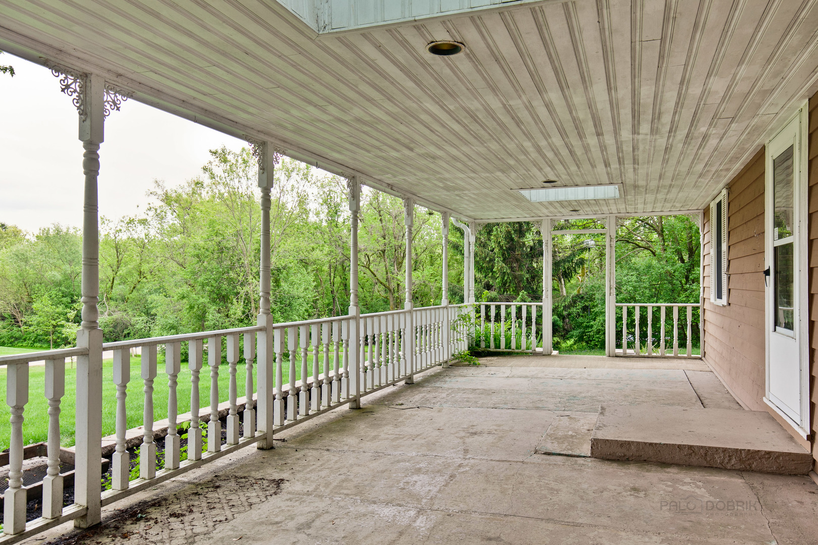 320 Roberts Road Inverness, IL 60067 - Photo 7 of 28