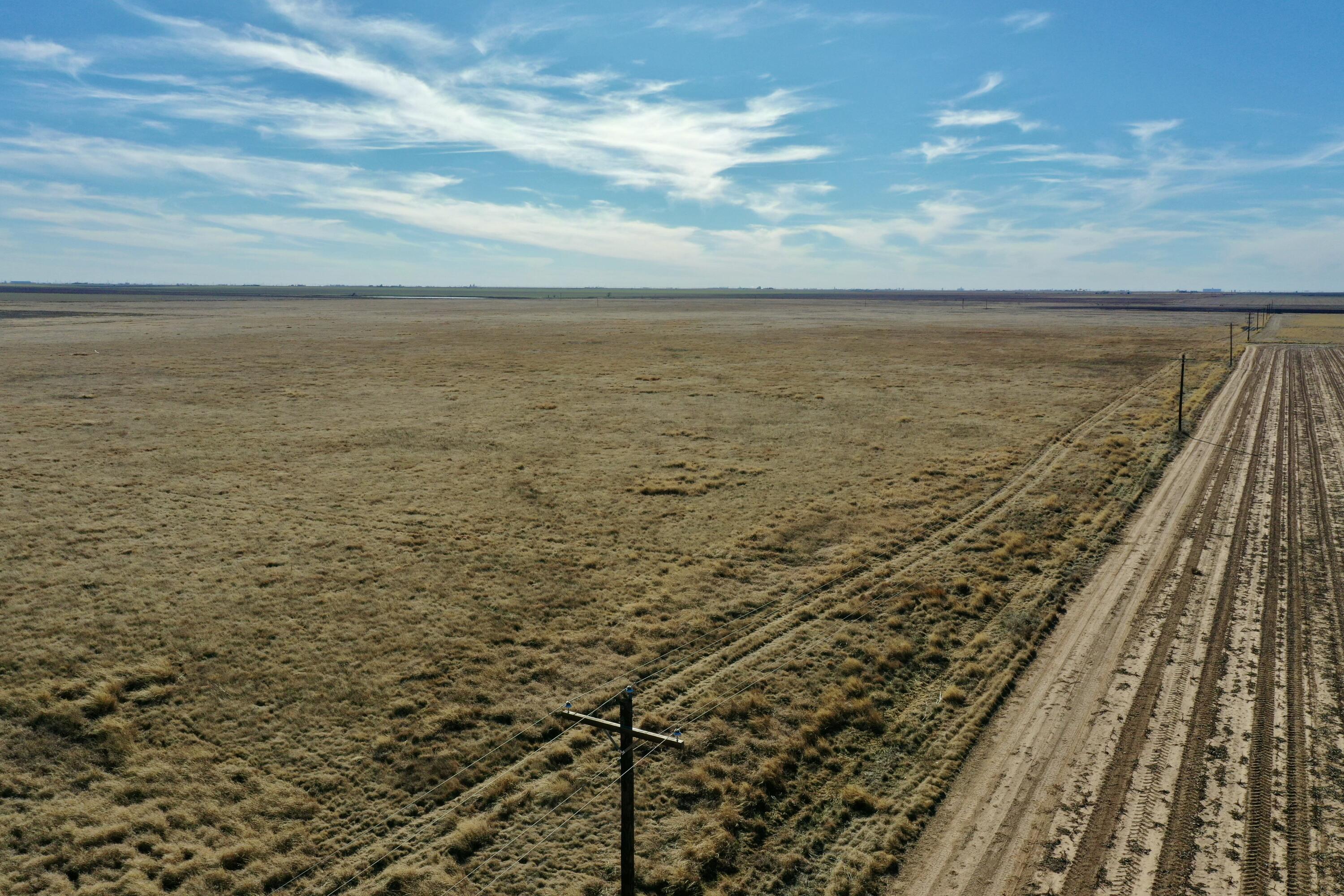 72 Co Road Lockney, TX 79241 - Photo 4 of 20 a view of an ocean