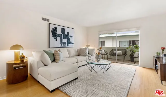 $855,000 | 1447 Stanford Street, Unit C, Santa Monica, CA 90404