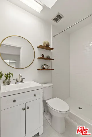 $855,000 | 1447 Stanford Street, Unit C, Santa Monica, CA 90404