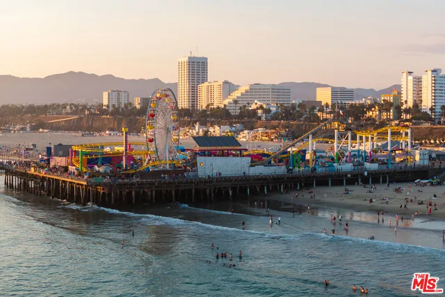 $855,000 | 1447 Stanford Street, Unit C, Santa Monica, CA 90404