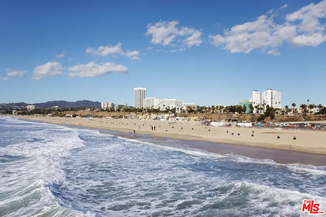 $855,000 | 1447 Stanford Street, Unit C, Santa Monica, CA 90404