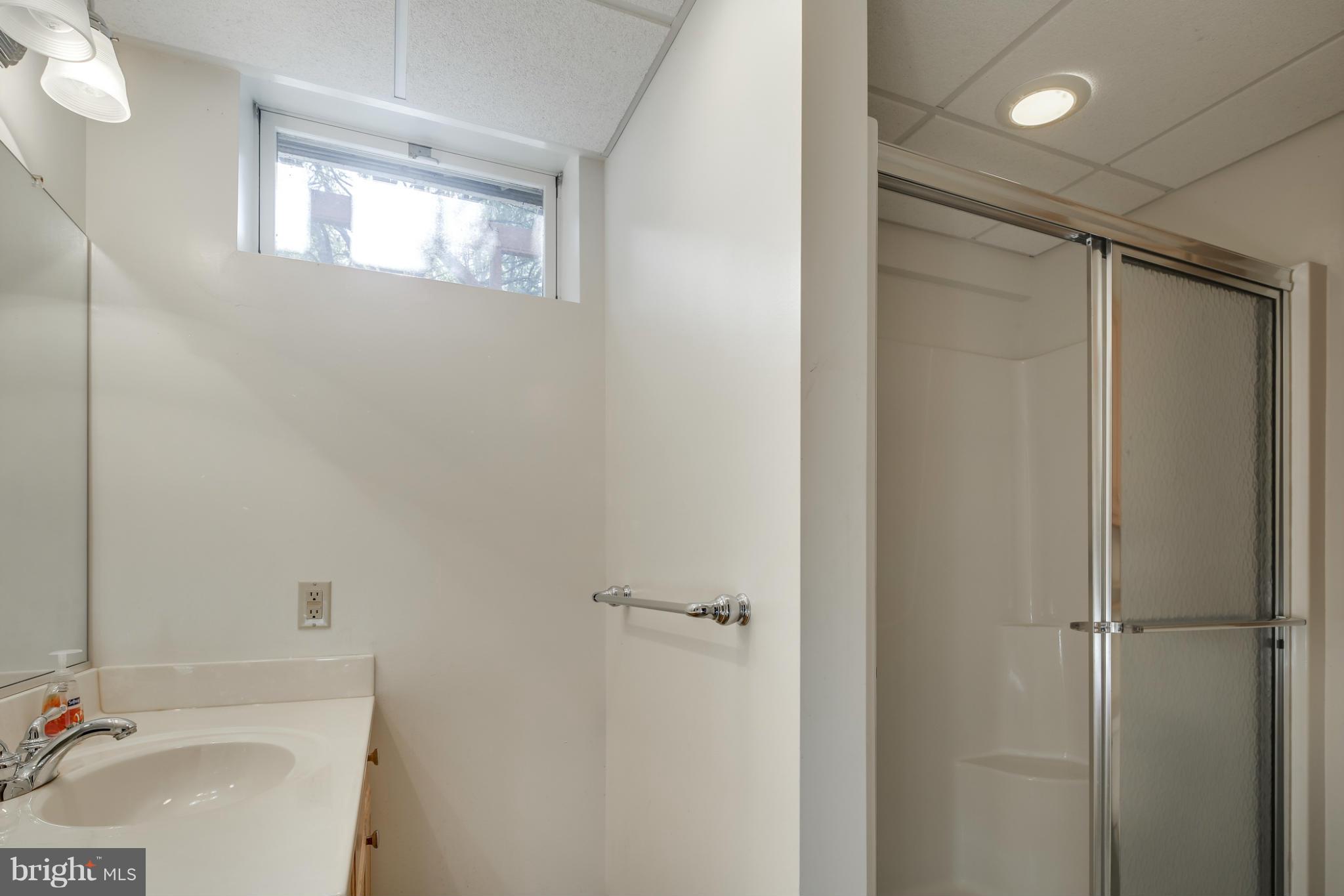 695 Streaker Road Sykesville, MD 21784 - Photo 20 of 24 Full bath in basement