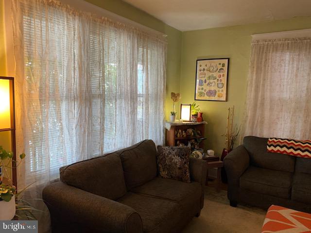 416 Frederick Street Hanover, PA 17331 - Photo 16 of 59 Living room