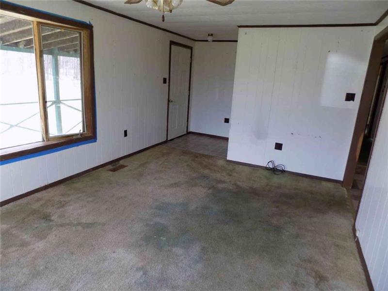 453 Creek Road Jackson Center, PA 16133 - Photo 3 of 9