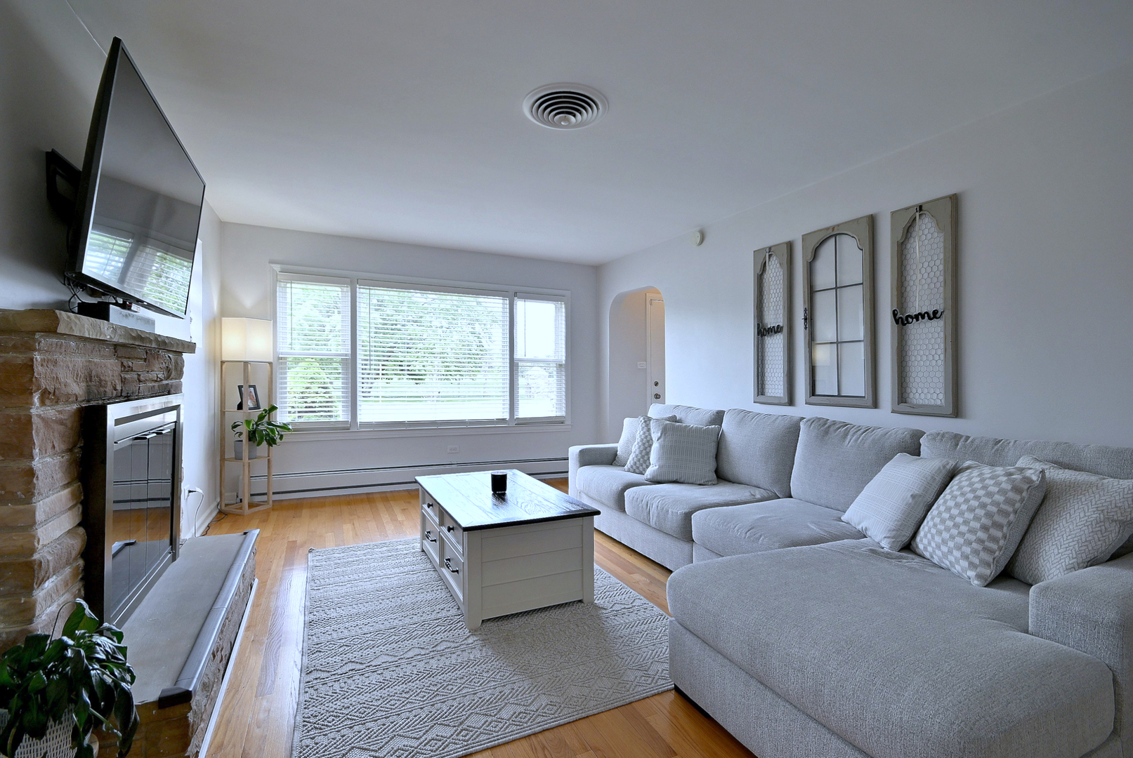8107 West Irving Park Road Chicago, IL 60634 - Photo 6 of 37