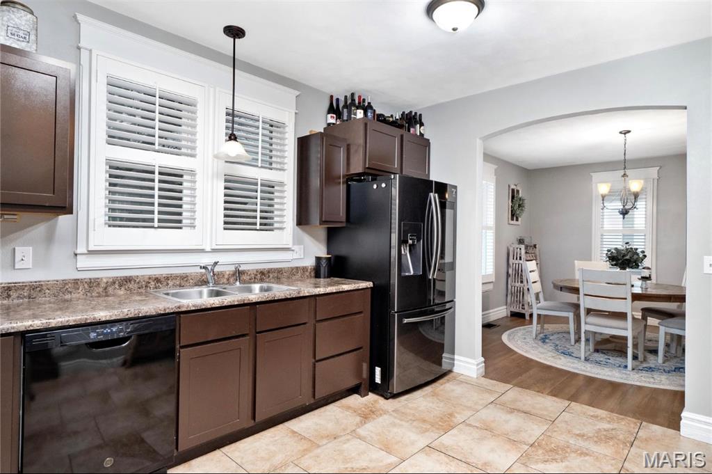 932 Carr Street O'Fallon, IL 62269 - Photo 12 of 24