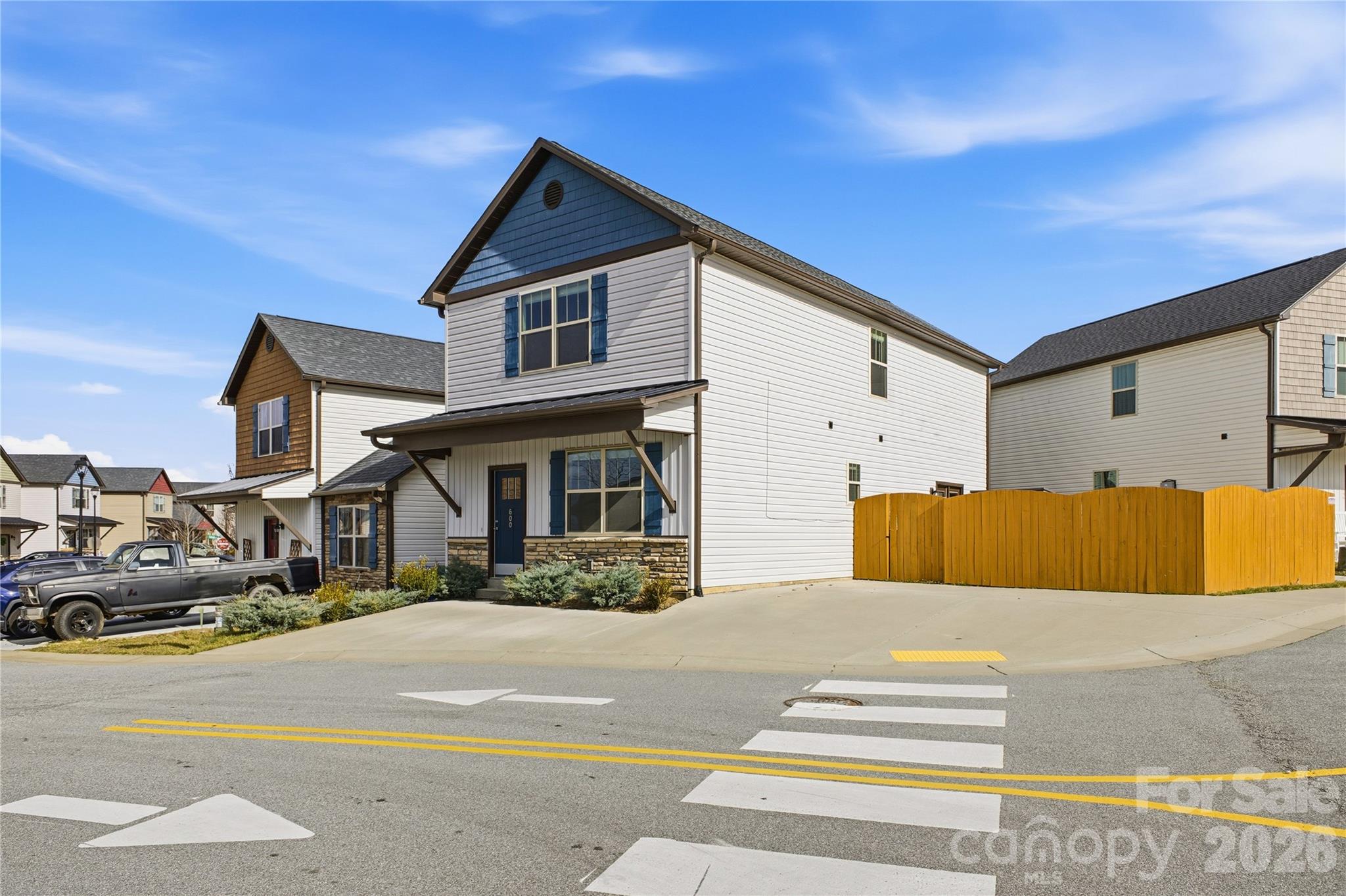 600 Cardwell Lane Fletcher, NC 28732 - Photo 2 of 30