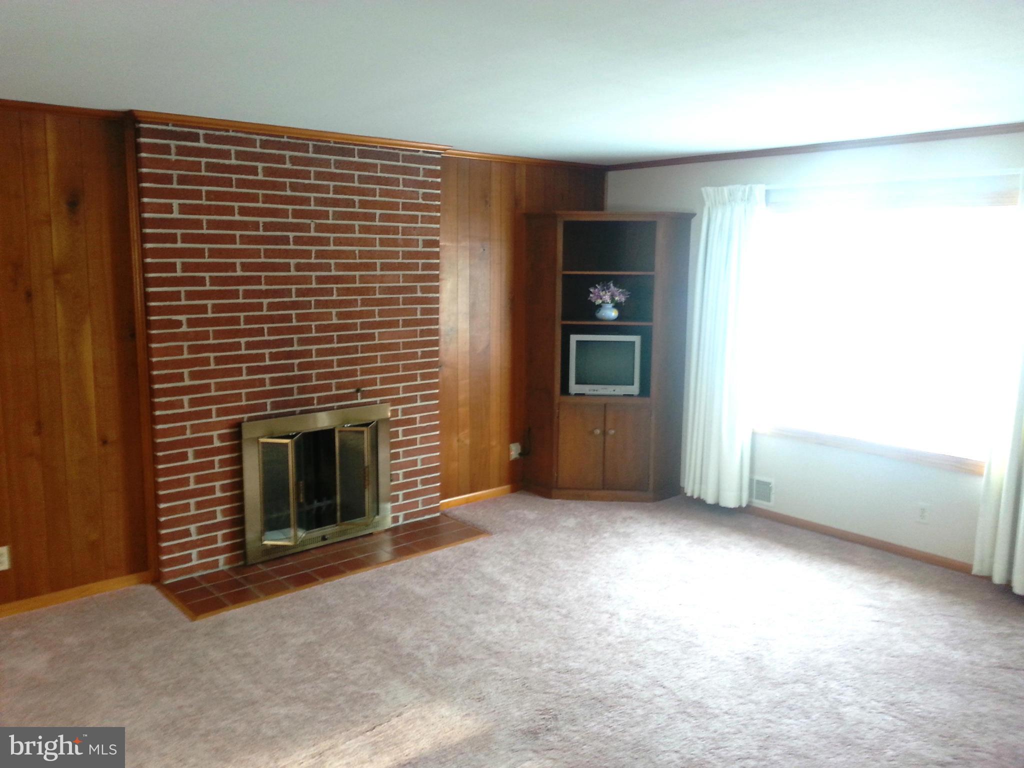 205 Northview Road Bel Air, MD 21015 - Photo 4 of 27 Living Room