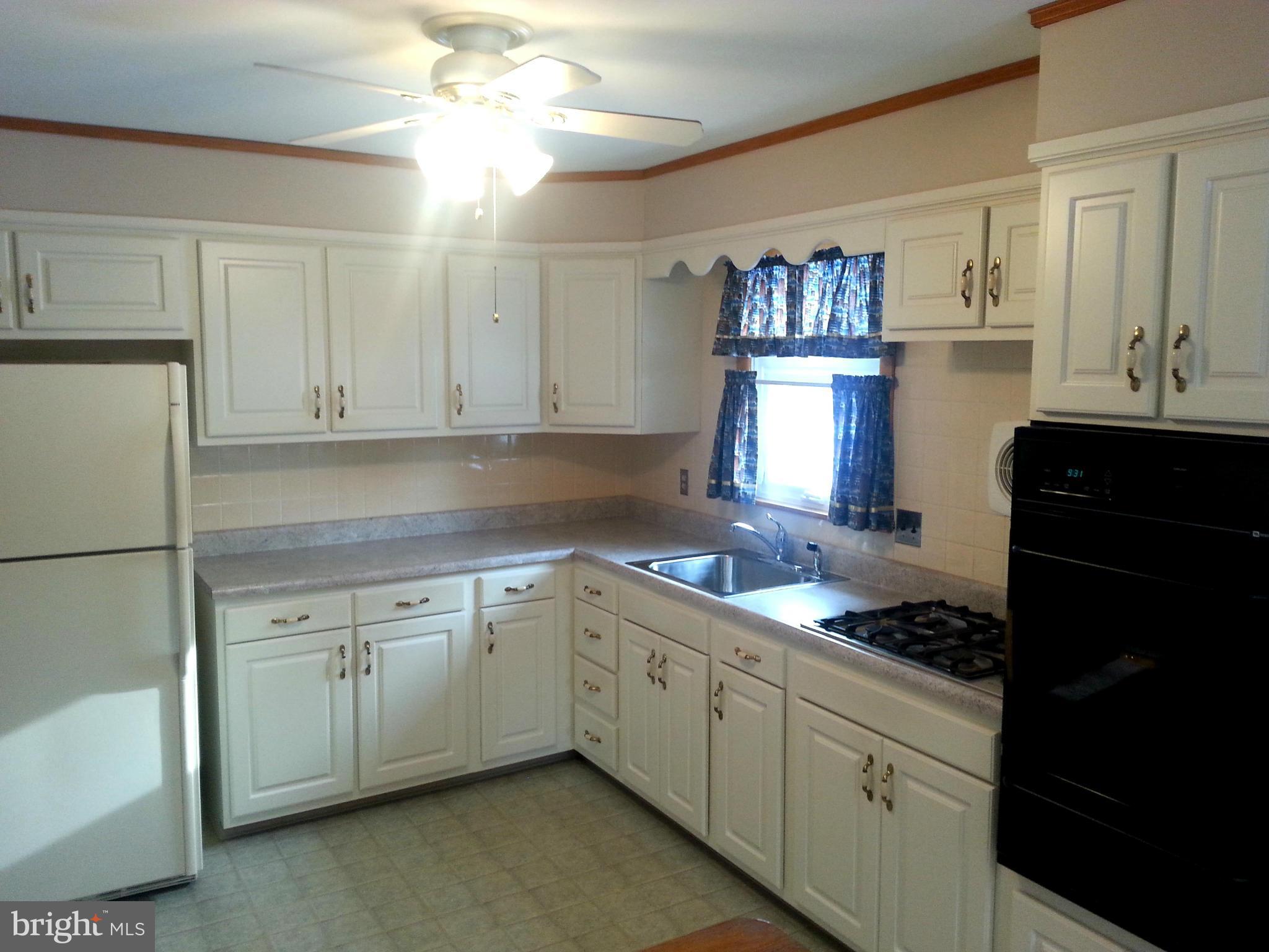 205 Northview Road Bel Air, MD 21015 - Photo 7 of 27 Kitchen