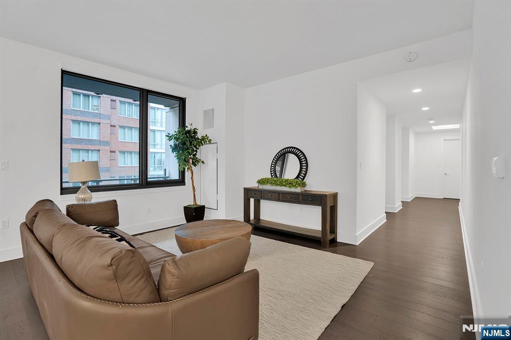 9 Ave At Port Imperial, Unit 605 West New York, NJ 07093 - Photo 12 of 50