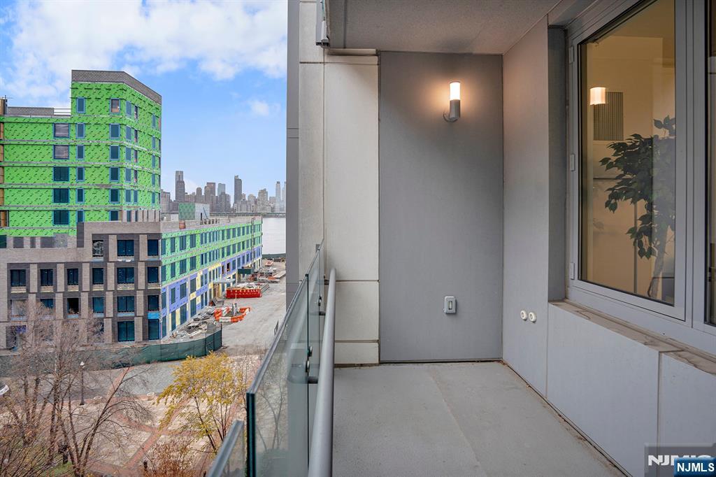 9 Ave At Port Imperial, Unit 605 West New York, NJ 07093 - Photo 16 of 50