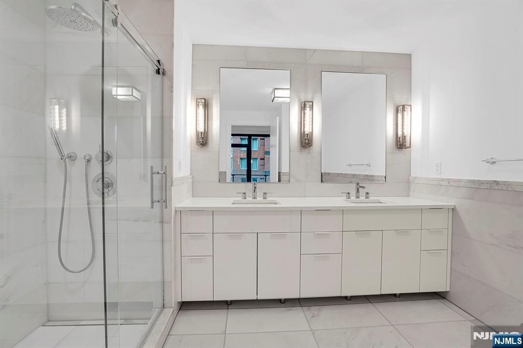 9 Ave At Port Imperial, Unit 605 West New York, NJ 07093 - Photo 20 of 50