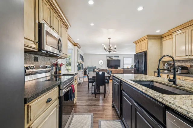 $375,000 | 296 Penile Drive, Decherd, TN 37324