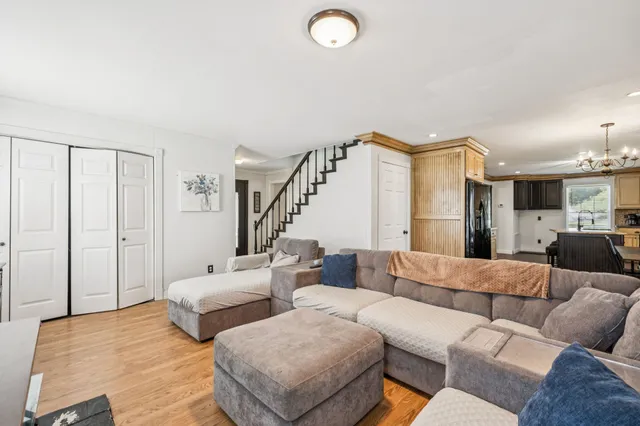 $375,000 | 296 Penile Drive, Decherd, TN 37324