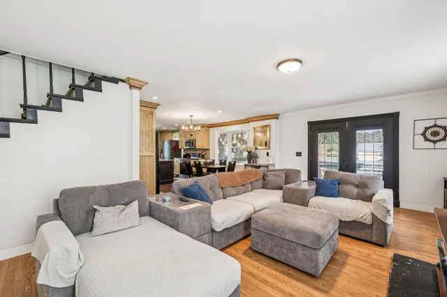 $375,000 | 296 Penile Drive, Decherd, TN 37324