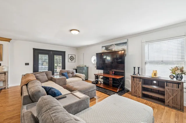 $375,000 | 296 Penile Drive, Decherd, TN 37324