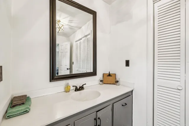 $375,000 | 296 Penile Drive, Decherd, TN 37324