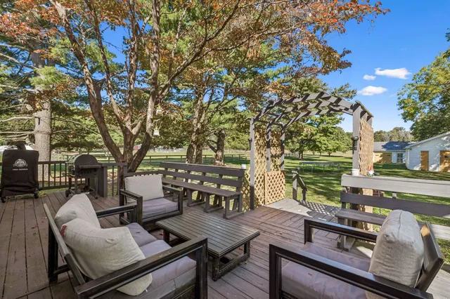 $375,000 | 296 Penile Drive, Decherd, TN 37324