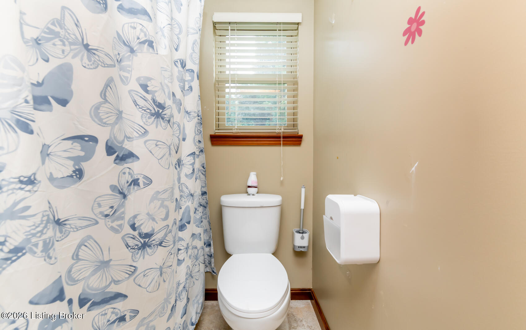 110 Masters Street Radcliff, KY 40160 - Photo 54 of 72 Full Bathroom Upstairs