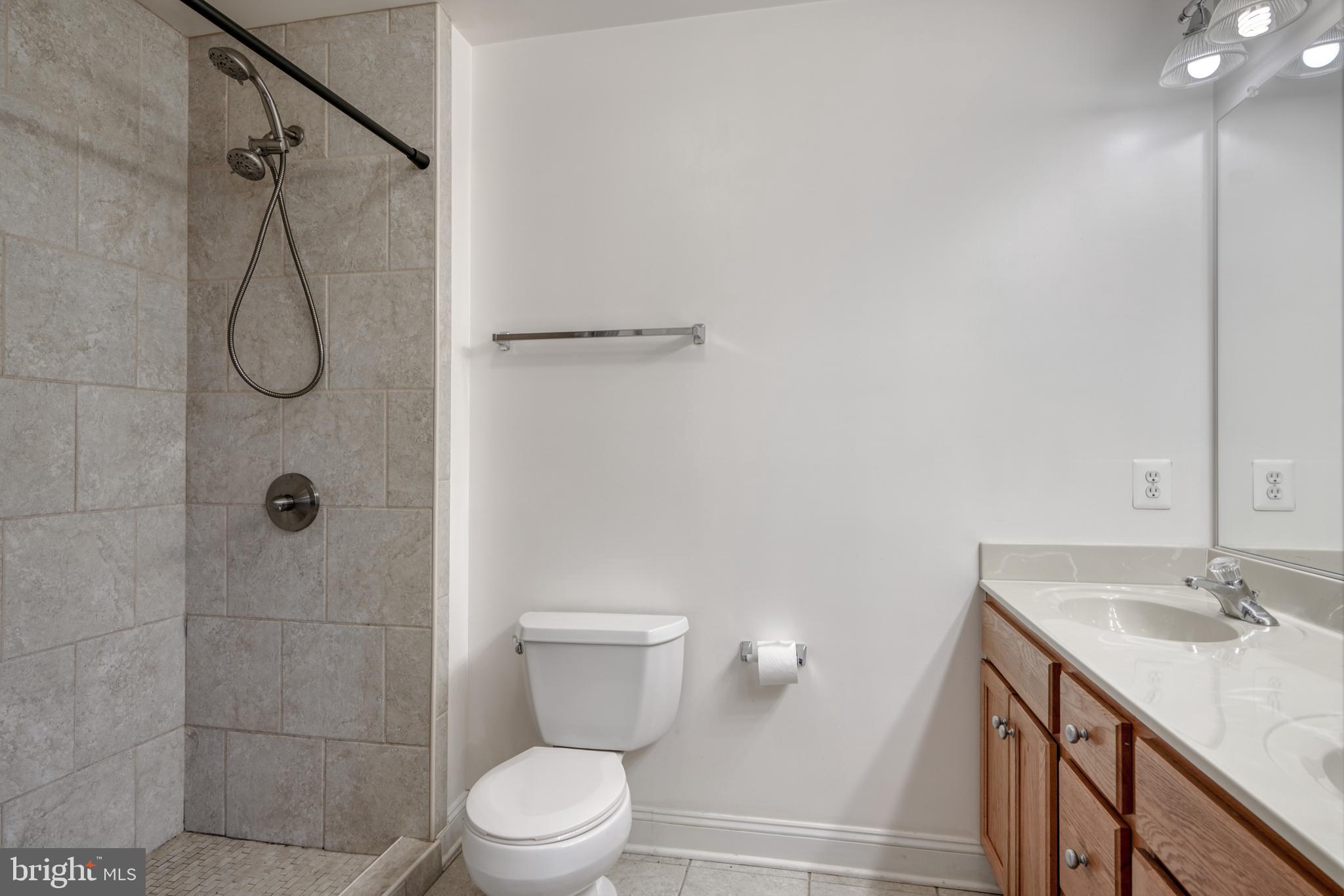 845 Ramsay Street Baltimore, MD 21230 - Photo 19 of 32 Primary Bathroom