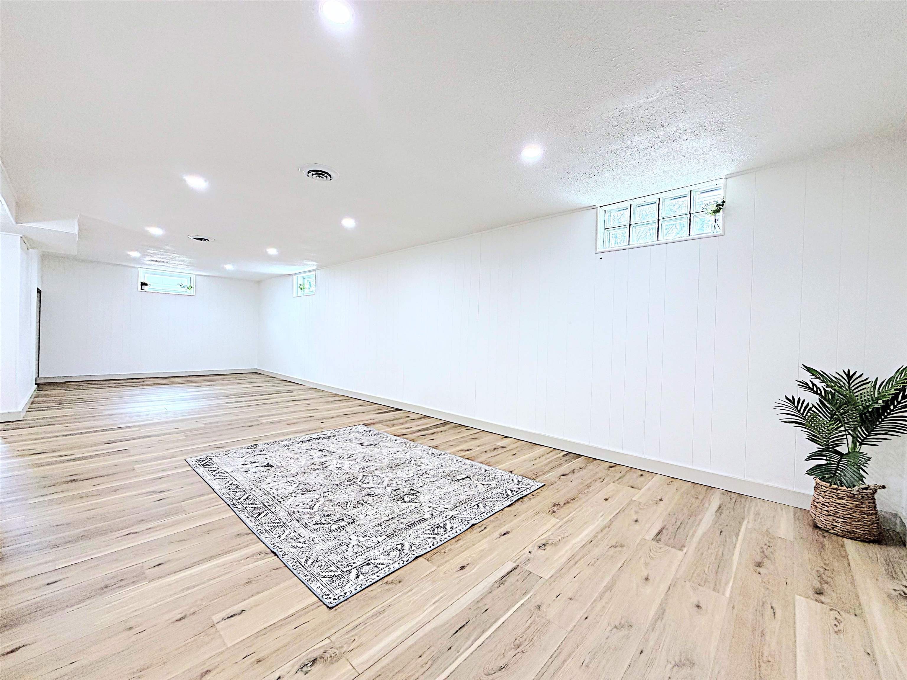 225 East Circle Street Appleton, WI 54911 - Photo 16 of 24