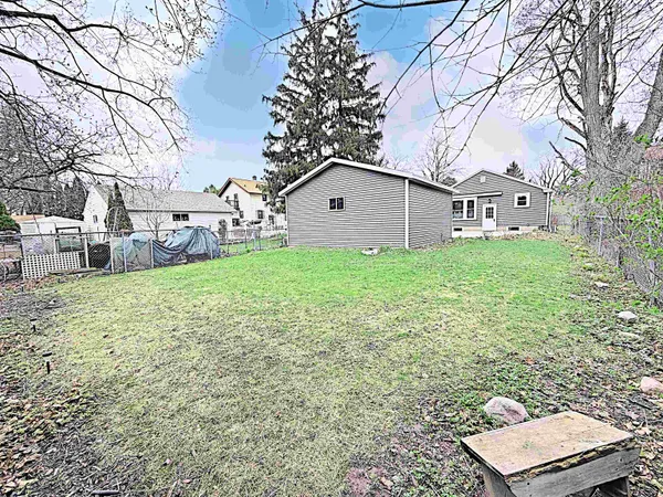 $249,900 | 225 East Circle Street, Appleton, WI 54911