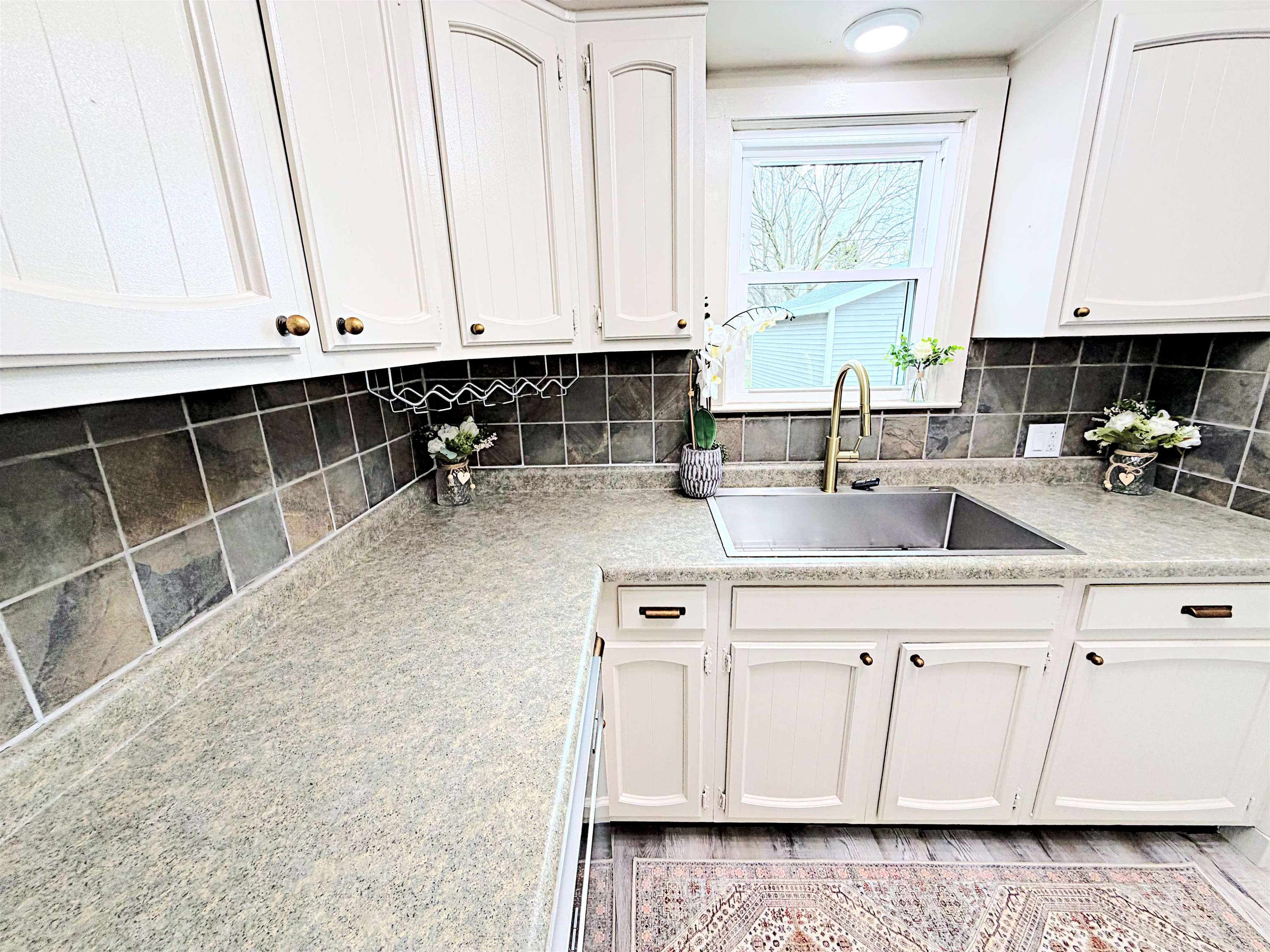 225 East Circle Street Appleton, WI 54911 - Photo 9 of 24