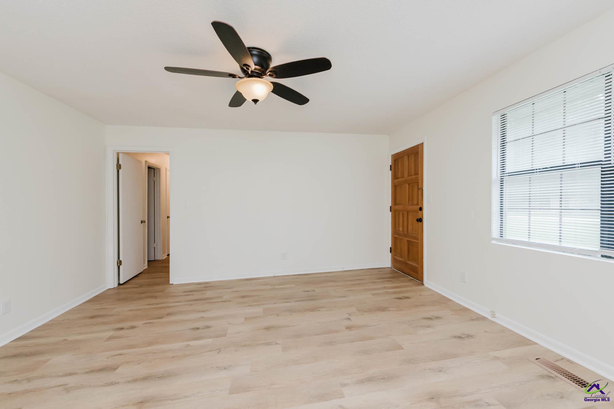 410 Frank Satterfield Road Perry, GA 31069 - Photo 4 of 27 Gallery Image 4