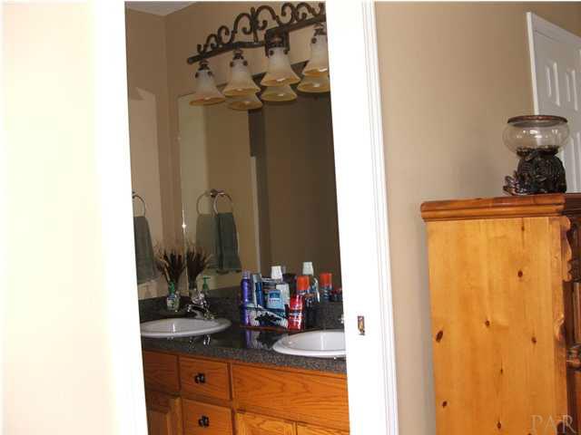 3372 North Simmons Road Jay, FL 32565 - Photo 19 of 24 Master Bath entrance
