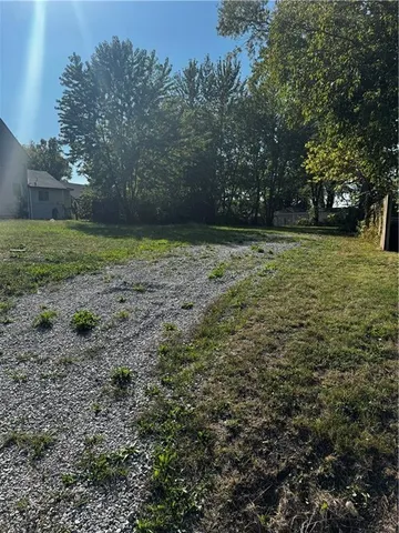 $23,000 | 304 Pine Street, Lathrop, MO 64465