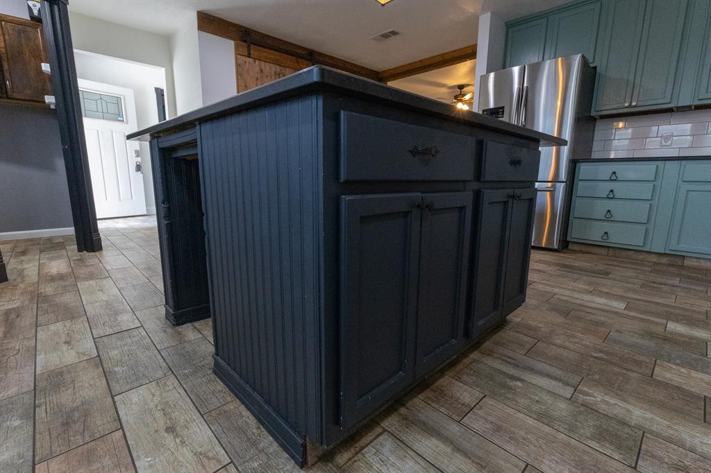 536 Cavin Lane Axtell, TX 76624 - Photo 35 of 40 a view of entryway