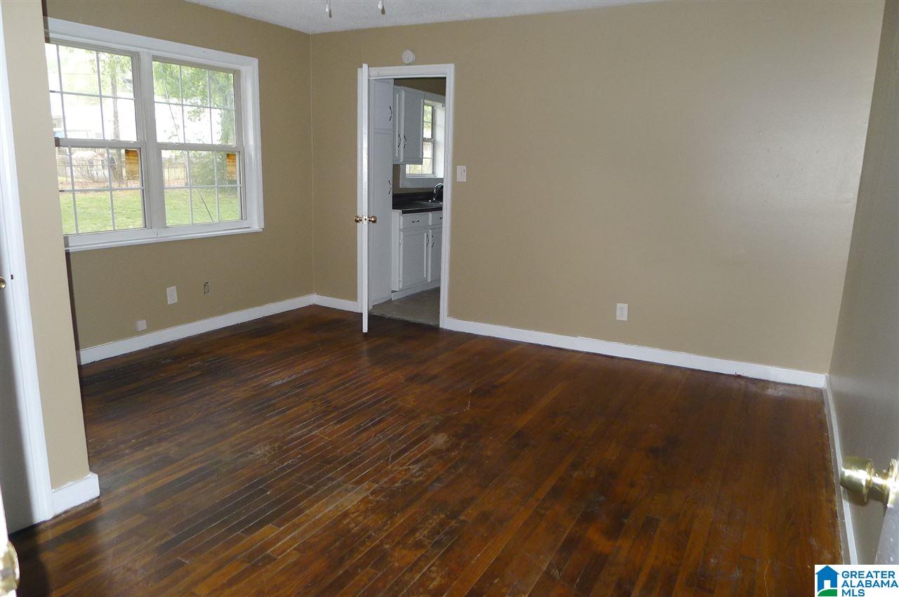 301 27th Street Southwest Birmingham, AL 35211 - Photo 13 of 21