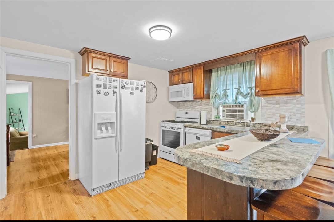 51 Mellon Road Warwick, RI 02889 - Photo 5 of 33 Gallery Image 5