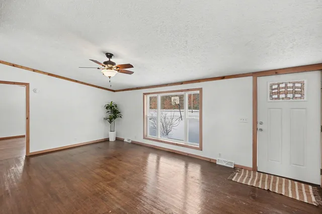 $249,900 | 5900 East 36th Street, White Cloud, MI 49349