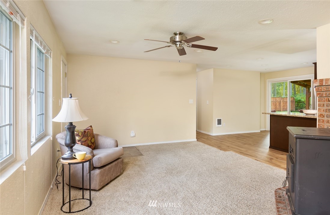 6080 Southeast Alpine Road Olalla, WA 98359 - Photo 4 of 21 Gallery Image 4