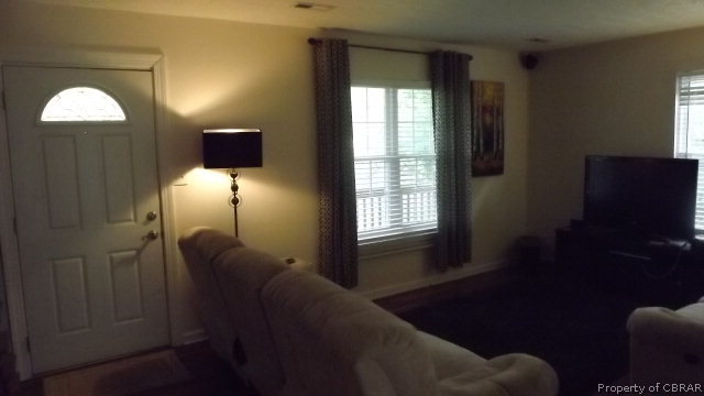 4363 Cappahosic Road Gloucester, VA 23061 - Photo 4 of 31