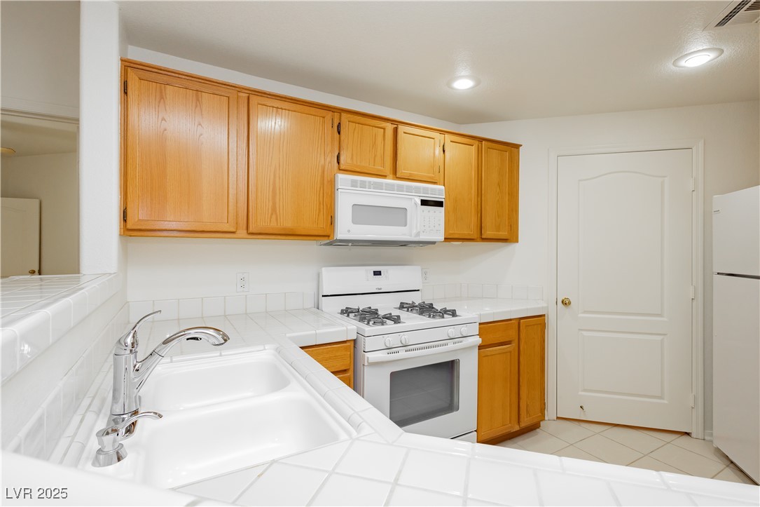 7400 West Flamingo Road, Unit 1033 Las Vegas, NV 89147 - Photo 14 of 29