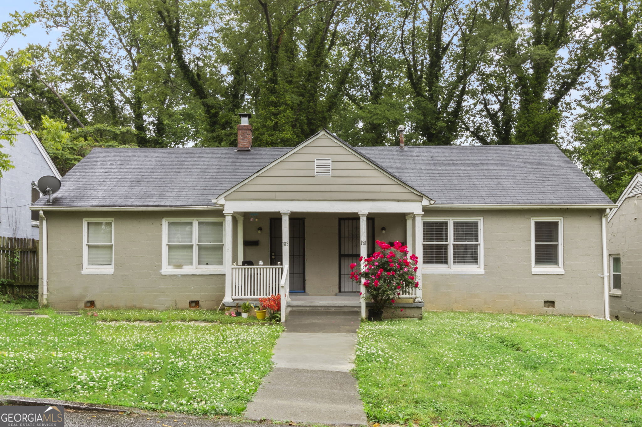 181 Holderness Street Southwest Atlanta, GA 30314 - Photo 1 of 18