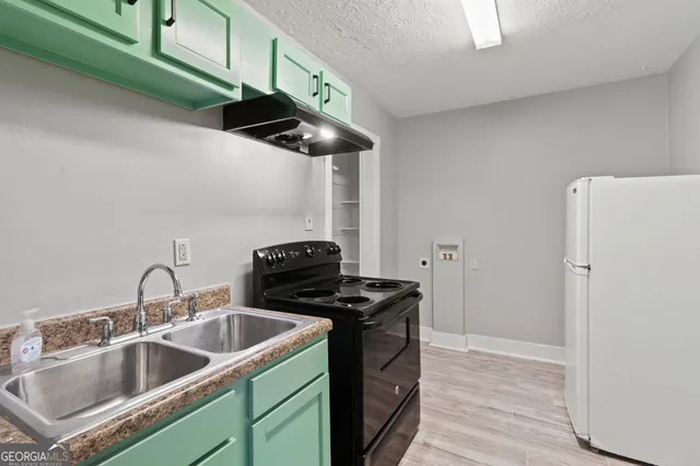 $1,195 | 181 Holderness Street Southwest, Atlanta, GA 30314